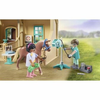 Playset Playmobil Horses of Waterfall 71352 4