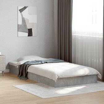 Bedframe bewerkt hout betongrijs 75x190 cm 1