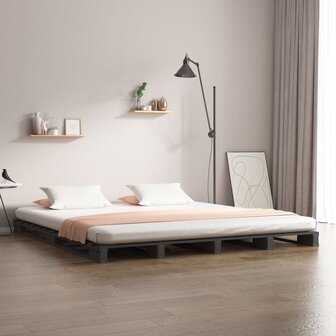 Palletbed massief hout grijs 150x200 cm 1