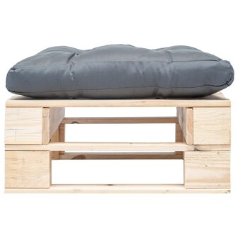 Tuinpoef met grijs kussen pallet hout naturel 2