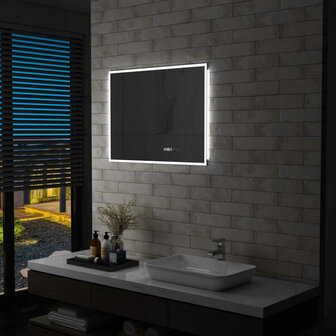 Badkamerspiegel LED met aanraaksensor en tijdweergave 80x60 cm 1