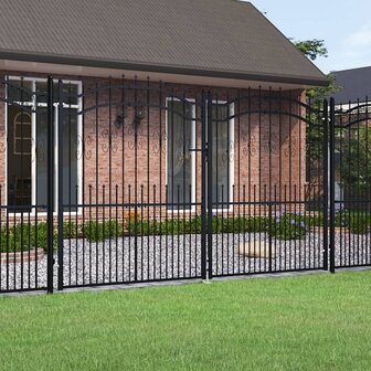 Poort met spijlpunten 305x223 cm gepoedercoat staal zwart 1