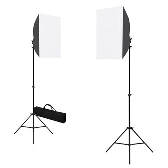 Fotostudioset met softboxlampen en achtergronden 8