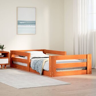 Bed met matras massief grenenhout wasbruin 80x160 cm 1