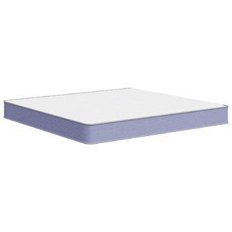 Schuimmatras middelzacht 200x200 cm 3