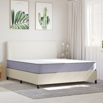 Schuimmatras middelzacht 180x200 cm 2