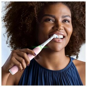 Elektrische tandenborstel Oral-B io Series 3 4