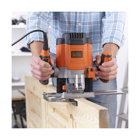Kroonboor/freesmachine Black & Decker 1200eka-qs 2