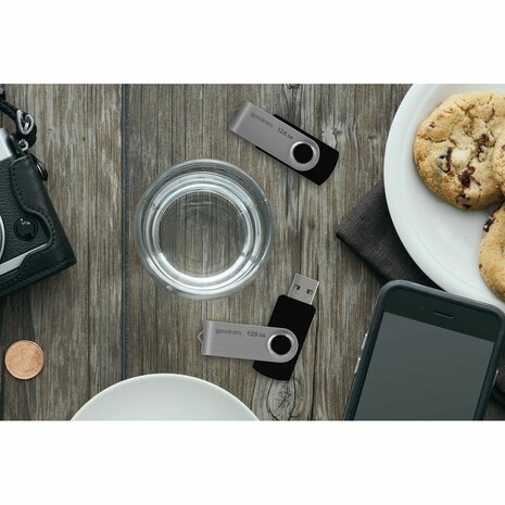 USB stick GoodRam UTS3-0640K0R11 USB 3.1 Zwart 64 GB (1 Stuks) 8