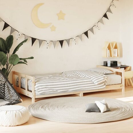 Kinderbedframe 90x190 cm massief grenenhout 1