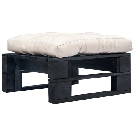 Tuinpoef met zandkleurig kussen pallet hout zwart 1