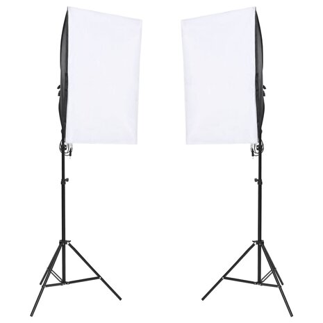 Fotostudioset met verlichtingsset en achtergrond 2
