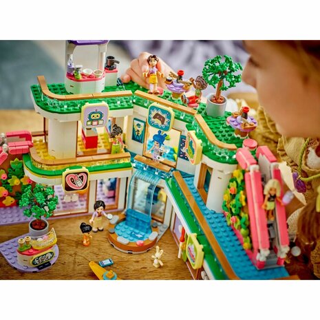 Playset Lego 42604 Heartlike city  shopping mall 5