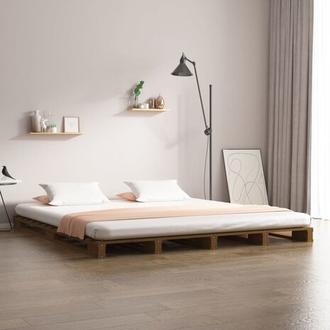 Palletbed massief grenenhout honingbruin 140x190 cm 1
