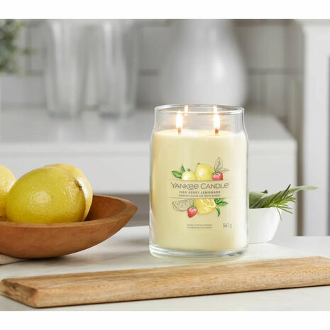 Geurkaars Yankee Candle Iced Berry Lemonade 567 g 3