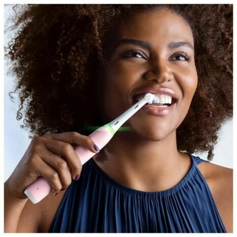 Elektrische tandenborstel Oral-B io Series 3 4
