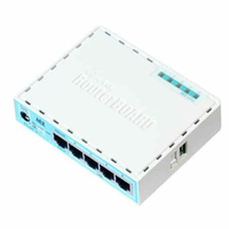 Router Mikrotik RB750Gr3 1